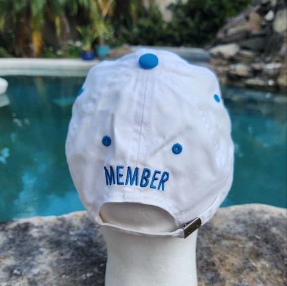NWOT Disney Vacation Club Member Basball Hat - Picture 4 of 8